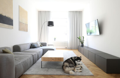 RENOVATION OF AN OLD BUILDING RESIDENCE