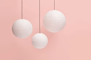 Rice paper shade lantern made of lightweight paper and ribbed bamboo frame